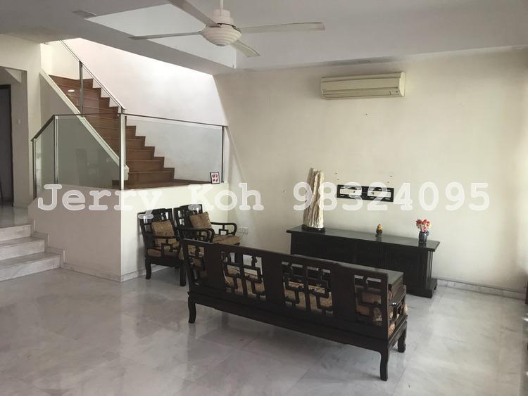 Jalan Arif (D19), Terrace #158295712